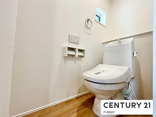 ウォシュレット付きの暖房便座で快適です!