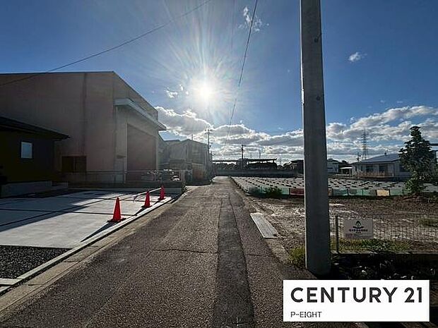 アスファルト舗装の道路です！