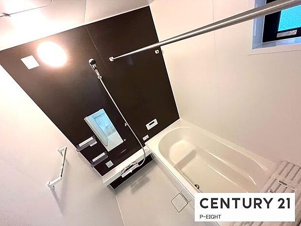 一坪サイズのお風呂で毎日の疲れを癒してください。