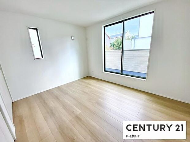 バルコニーに面している明るい部屋です！