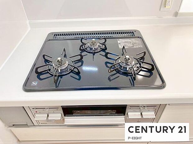 三口ガスコンロで料理もはかどりますね!グリルもあります!