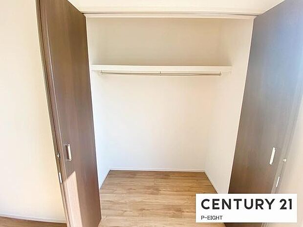 クローゼットでお部屋もスッキリ!