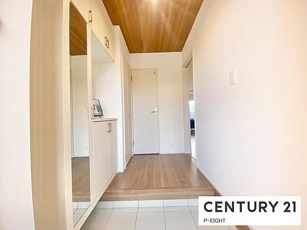 穏やかな色合いで来客をなごませてくれます!