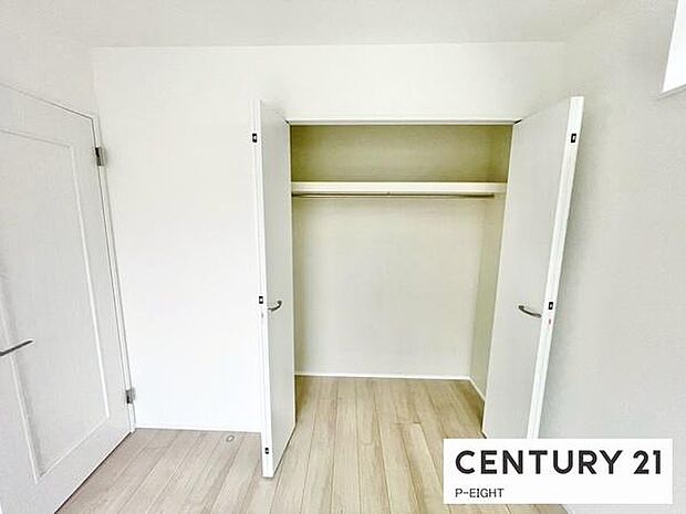 クローゼットでお部屋もスッキリ！