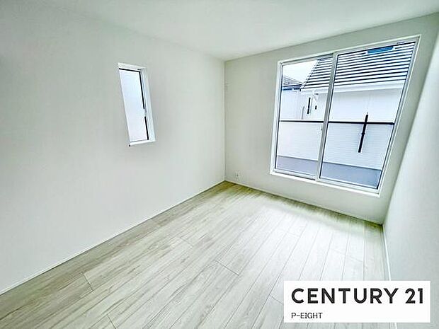 バルコニーに面している明るい部屋です!