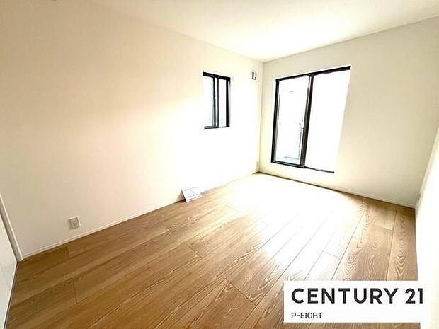 バルコニーに面している明るい部屋です!