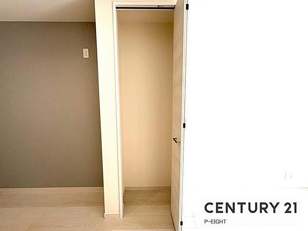 クローゼットでお部屋もスッキリ！