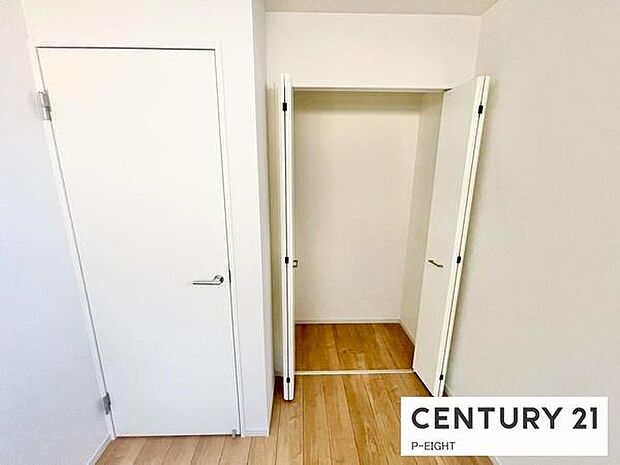 クローゼットで楽々収納!