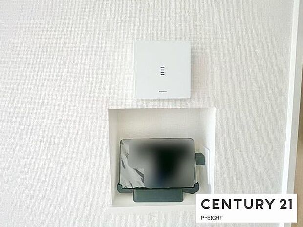 モニター付きインターホンで来客者の顔も見えて安心です！