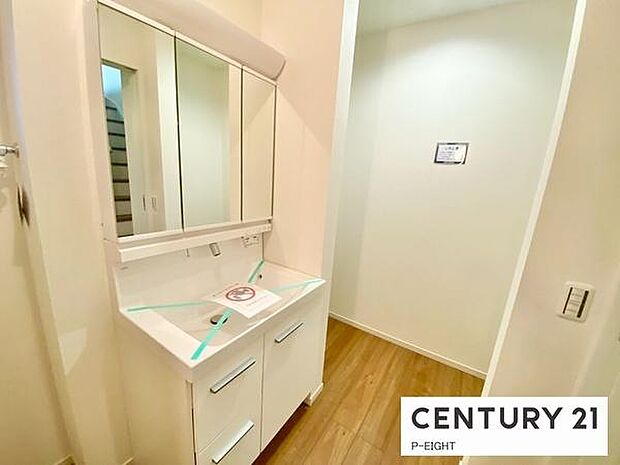 リネン収納スペースもあります！