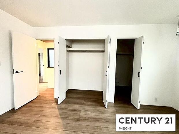 クローゼットでお部屋もスッキリ!