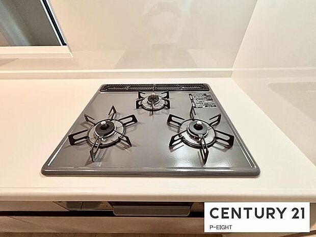 三口ガスコンロで料理もはかどりますね!グリルもあります!