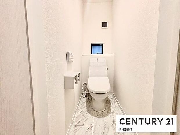 ウォシュレット付きの暖房便座で快適です!