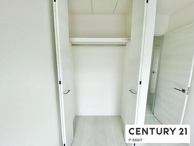 クローゼットでお部屋もスッキリ!