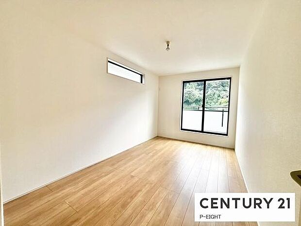 バルコニーに面している明るい部屋です!