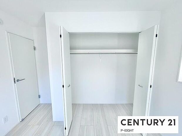 クローゼットでお部屋もスッキリ！