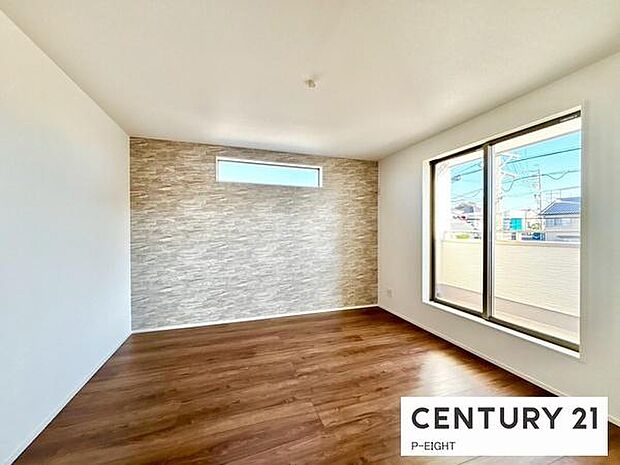 バルコニーに面している明るい部屋です!
