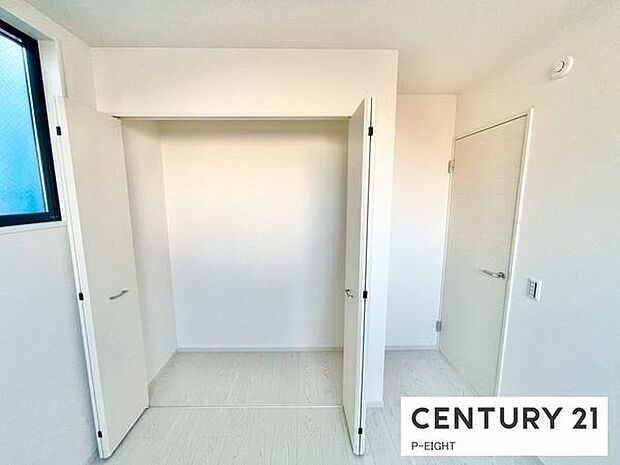 クローゼットでお部屋もスッキリ!