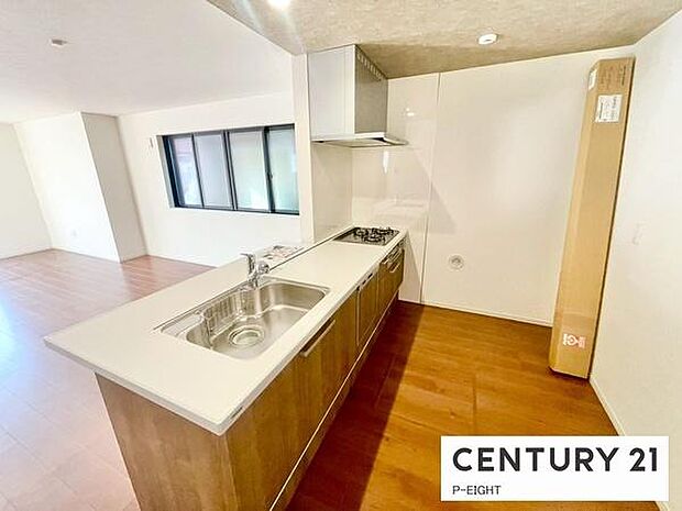 料理をしながらリビングを見渡せるつくりで、料理中も家族との会話がはずみます。