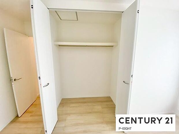 クローゼットでお部屋もスッキリ!