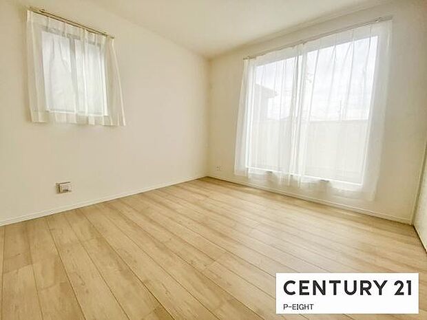 バルコニーに面している明るい部屋です!