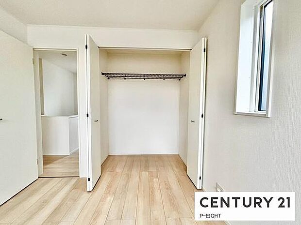 クローゼットでお部屋もスッキリ！