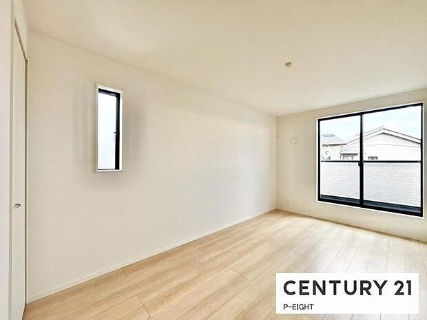 バルコニーに面している明るい部屋です!