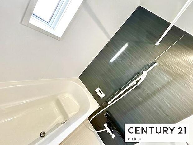 一坪サイズのお風呂で毎日の疲れを癒してください。