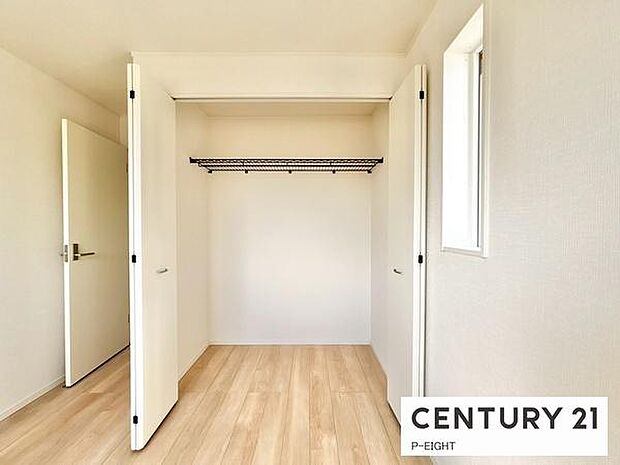 クローゼットでお部屋もスッキリ!