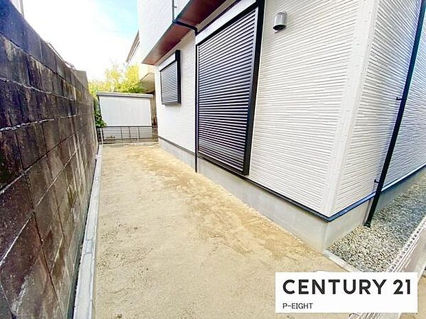 敷地内には自由に使える庭があります!