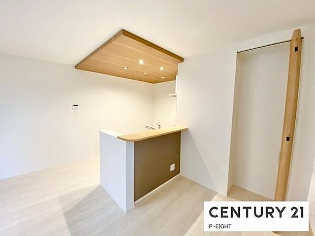 白を基調としたカウンターキッチン！