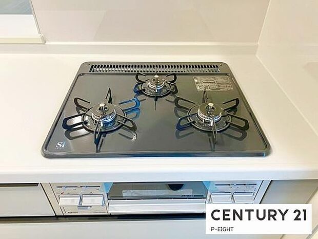 三口ガスコンロで料理もはかどりますね!グリルもあります!