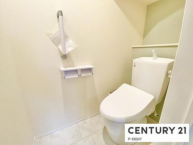 ウォシュレット付きの暖房便座で快適です!