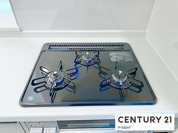 三口ガスコンロで料理もはかどりますね!グリルもあります!