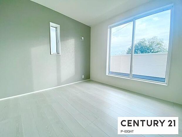 バルコニーに面している明るい部屋です!