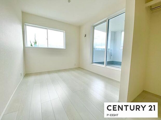 バルコニーに面している明るい部屋です！