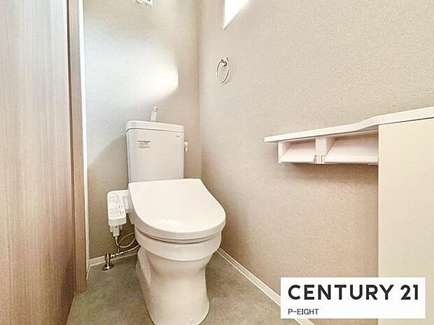 ウォシュレット付きの暖房便座で快適です!