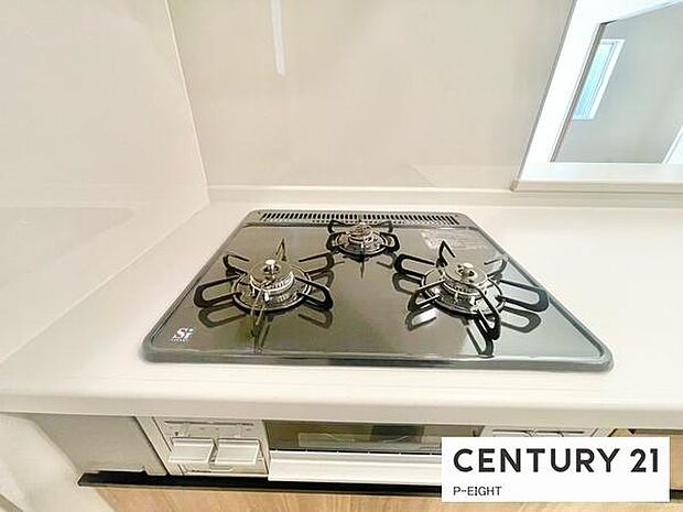 三口ガスコンロで料理もはかどりますね!グリルもあります!