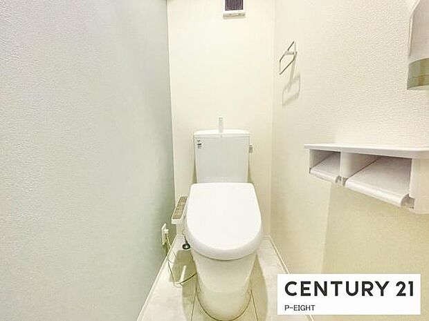 ウォシュレット付きの暖房便座で快適です!