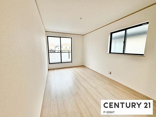 バルコニーに面している明るい部屋です!