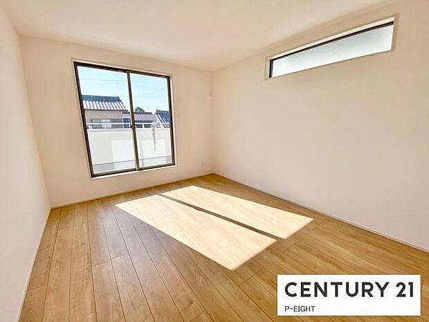 バルコニーに面している明るい部屋です！