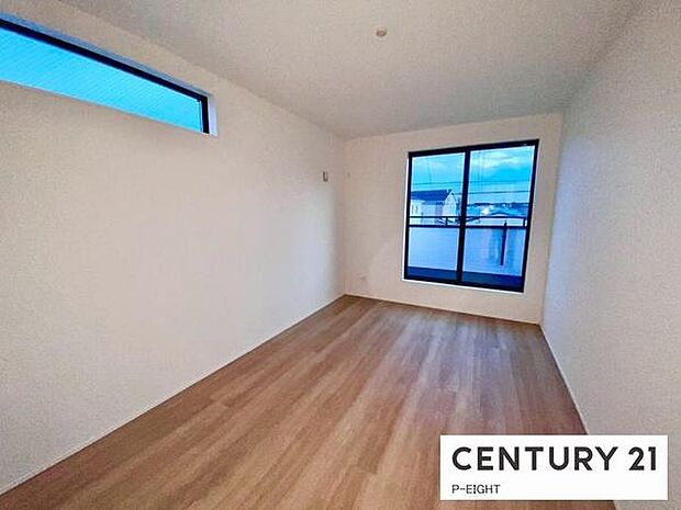 広々とした明るい部屋です！