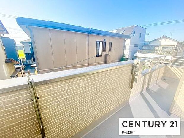 洗濯物は日当たりの良いバルコニーへ!