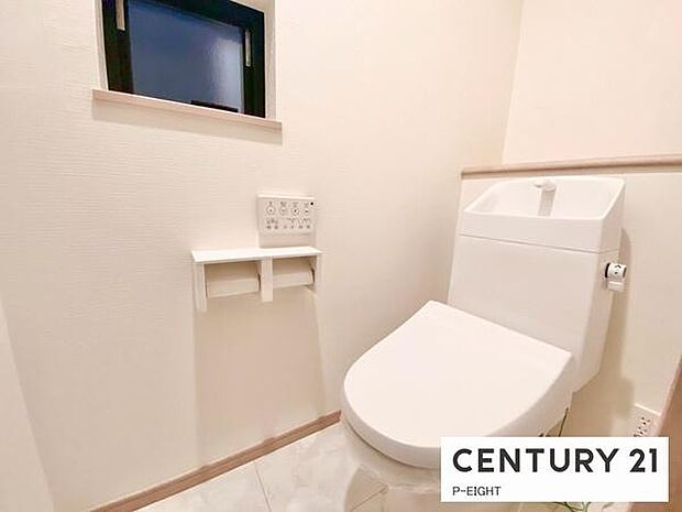 白色基調の落ち着ける空間になっております。