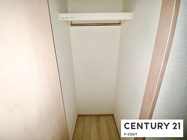 クローゼットでお部屋もスッキリ！