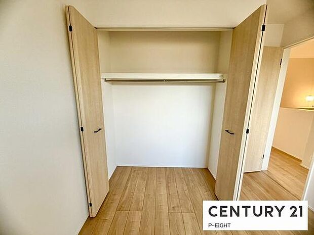 クローゼットでお部屋もスッキリ!