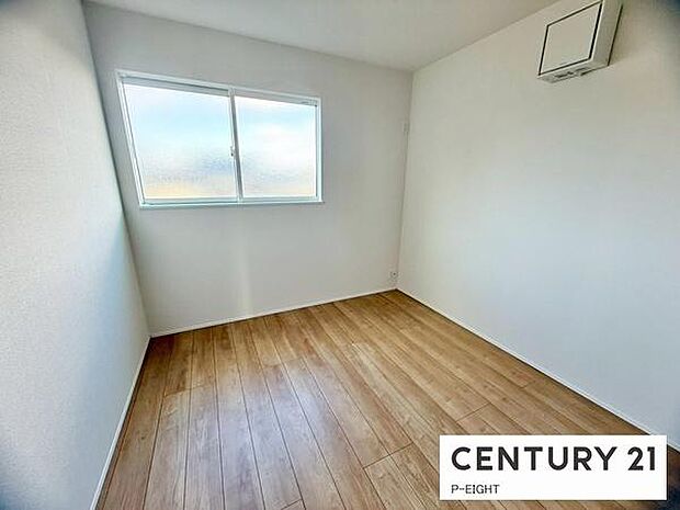 穏やかな色合いで落ち着ける空間です！