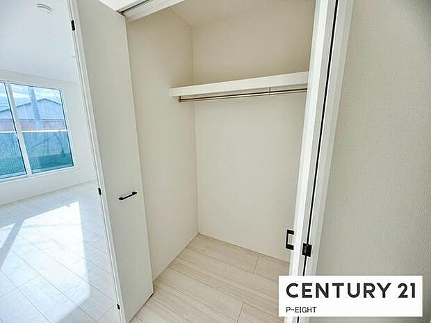 クローゼットでお部屋もスッキリ！