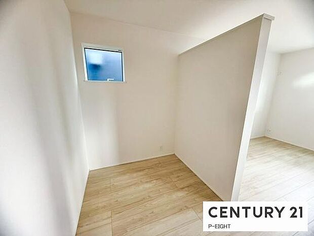 テレワークや勉強スペースとして使えます！