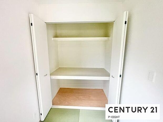 和室には収納に便利な押入れあり!